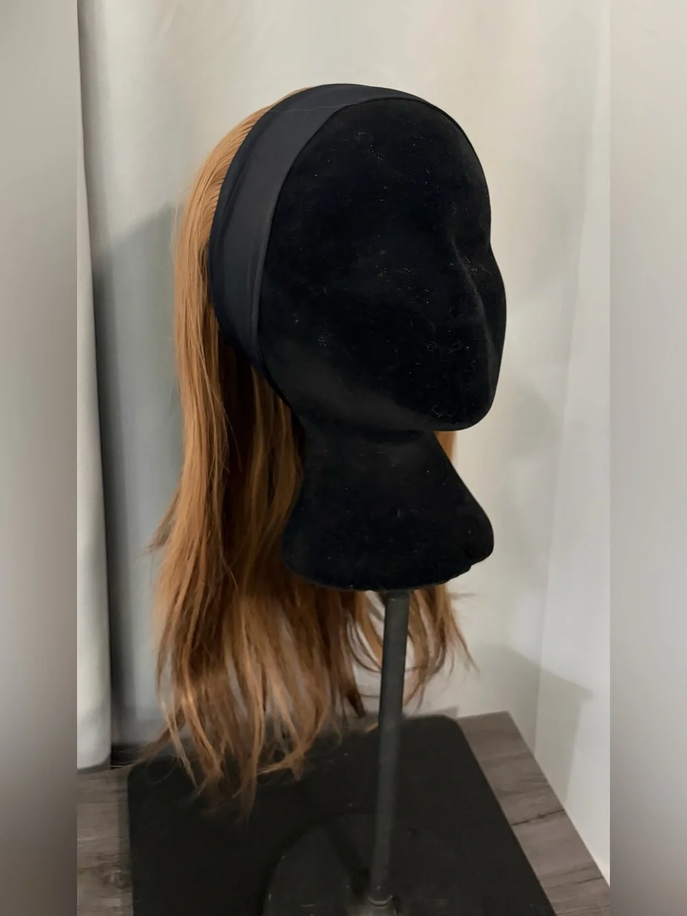 NEW CHELSEY SMITH CROWN Headband Wig Brunette Carmel Highlights Long Layers